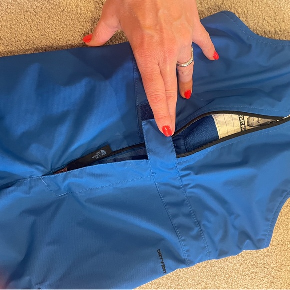 Boys North Face Snow Pants - Picture 4 of 5